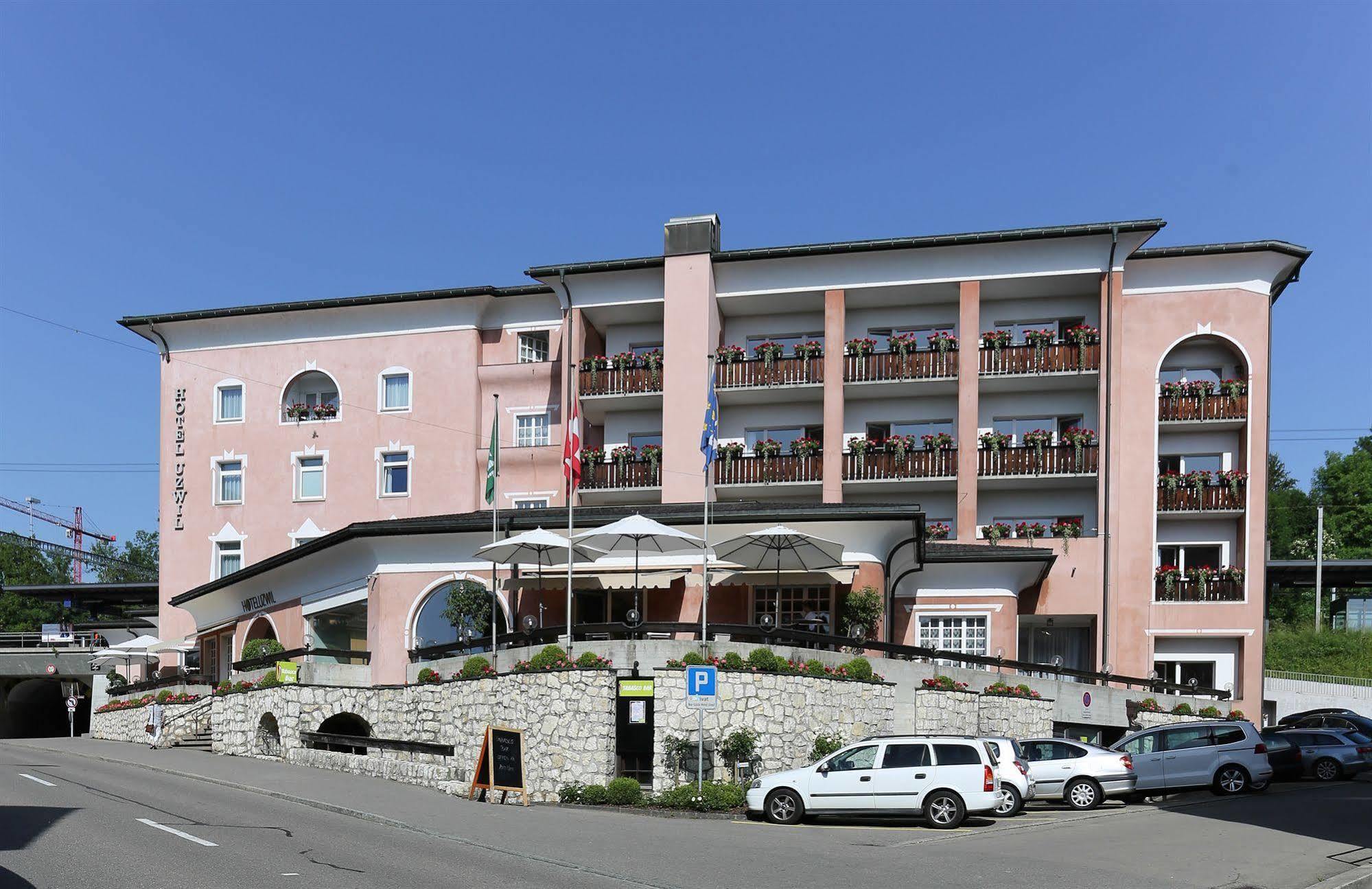 Hotel Uzwil Luaran gambar